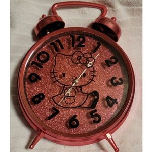 Hello kitty clock